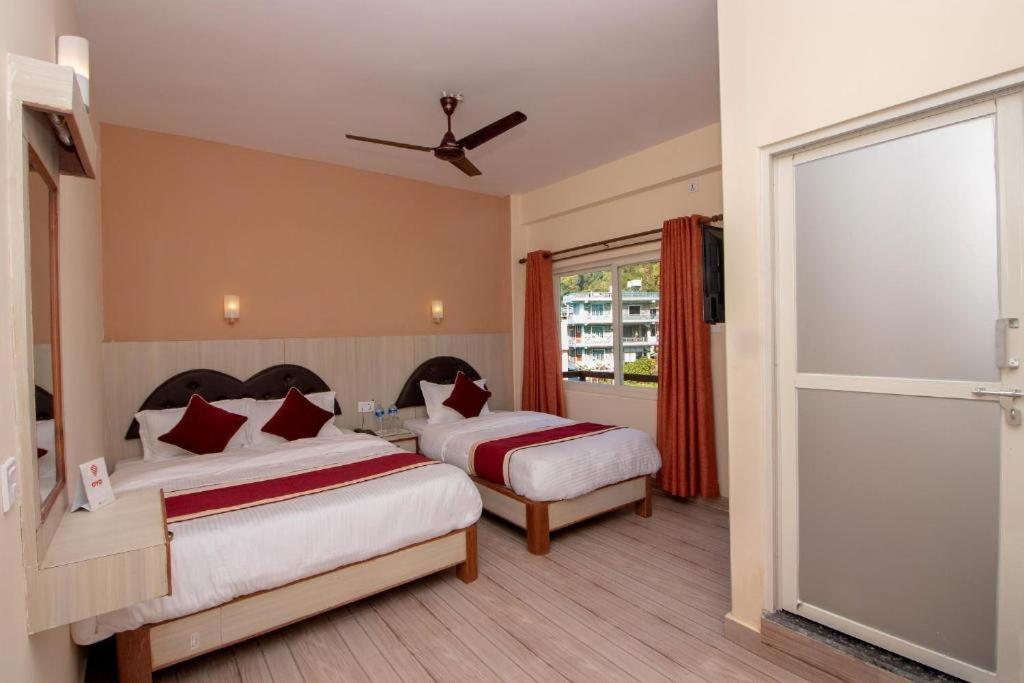 Hotel The Country Yard Pokhara Zewnętrze zdjęcie