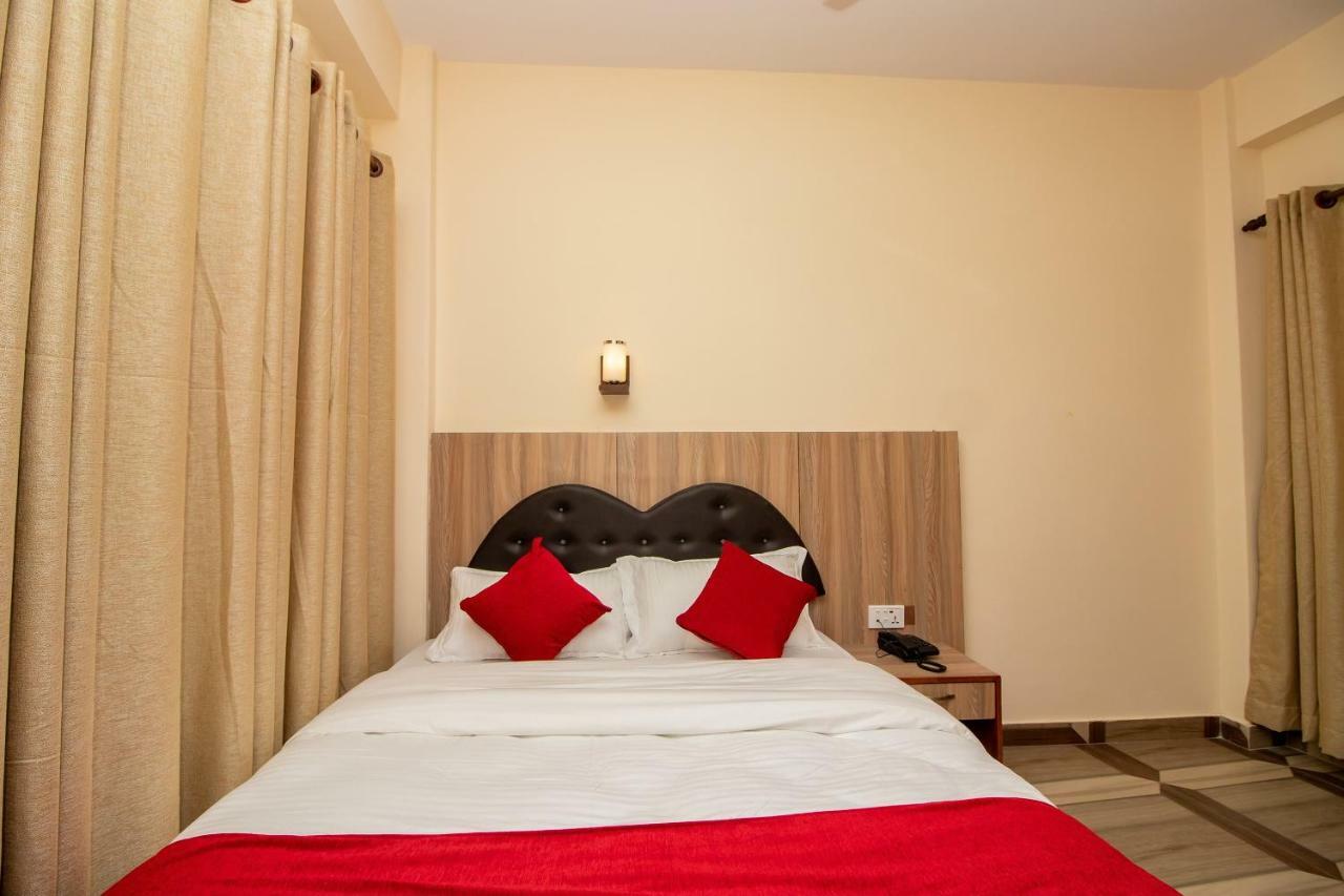 Hotel The Country Yard Pokhara Zewnętrze zdjęcie